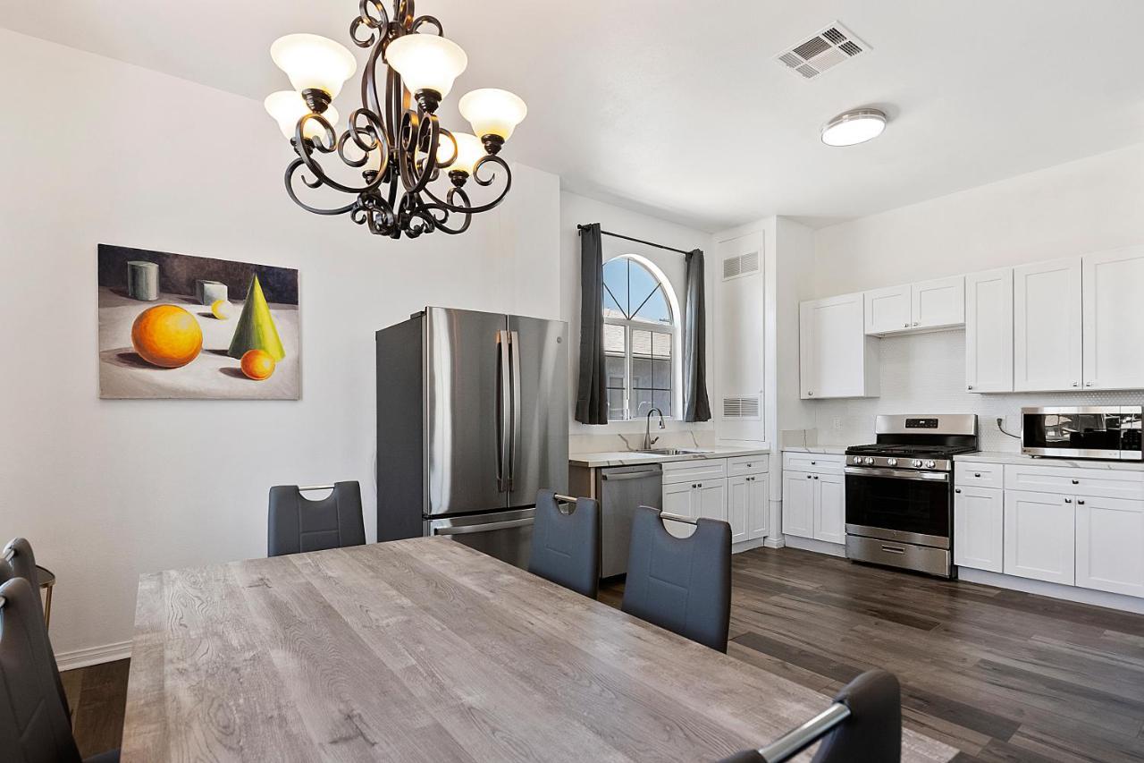 Spacious Private Gated Modern Loft Close To Universal Studio And Hollywood لوس أنجلوس المظهر الخارجي الصورة